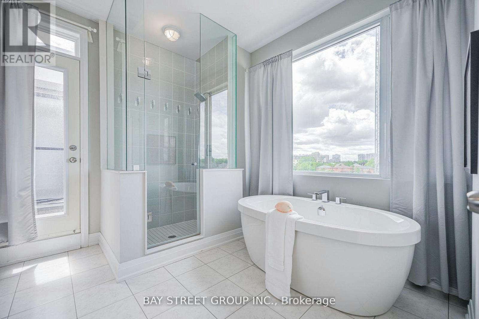 6 Teasel Way, Markham, ON, L3R 9S3 - 43
