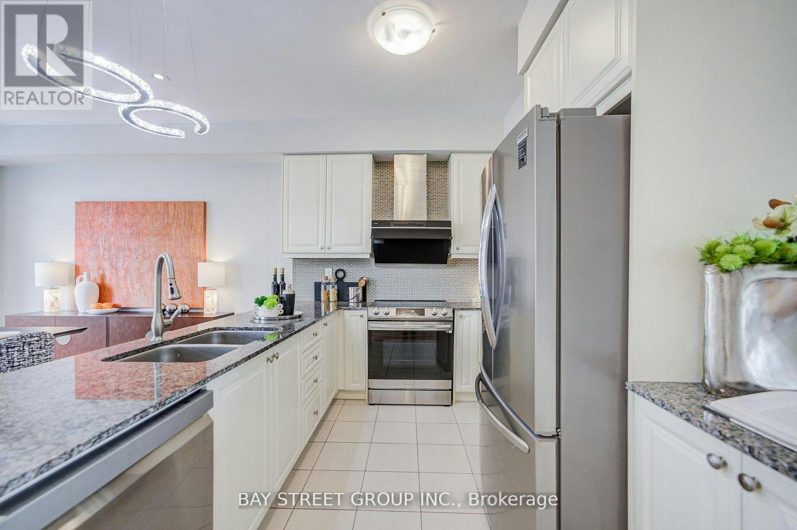 6 Teasel Way, Markham, ON, L3R 9S3 - 6