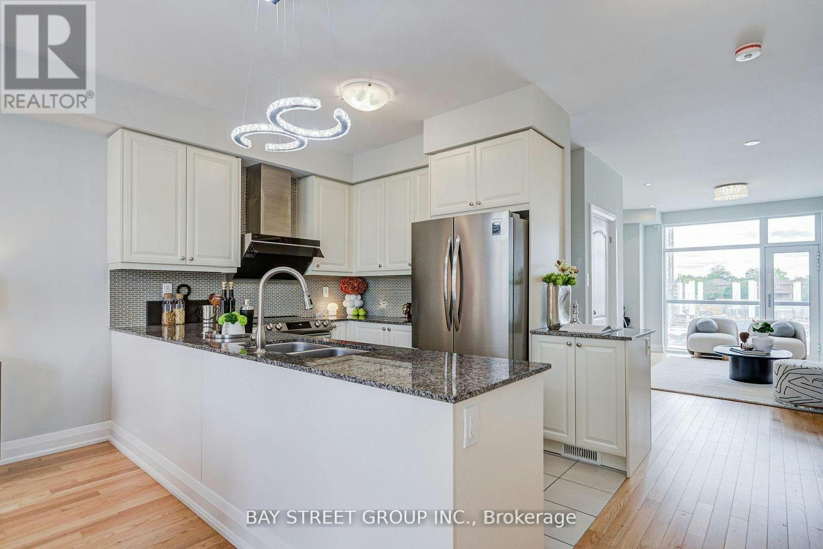6 Teasel Way, Markham, ON, L3R 9S3 5