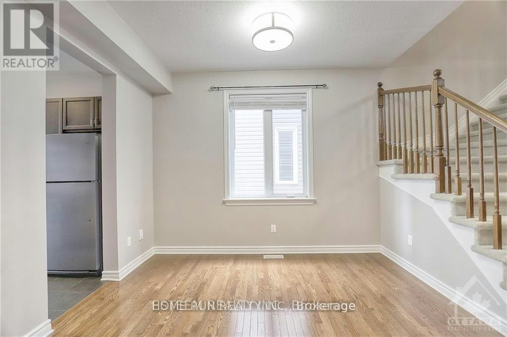 206 Broxburn Crescent, Ottawa, ON, K2J 0N7 - 8
