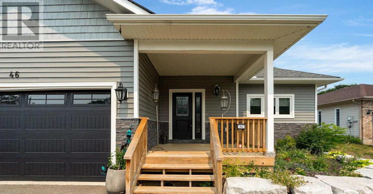 46 Brick Pond Road, Severn, ON, L0K 1E0 - 2