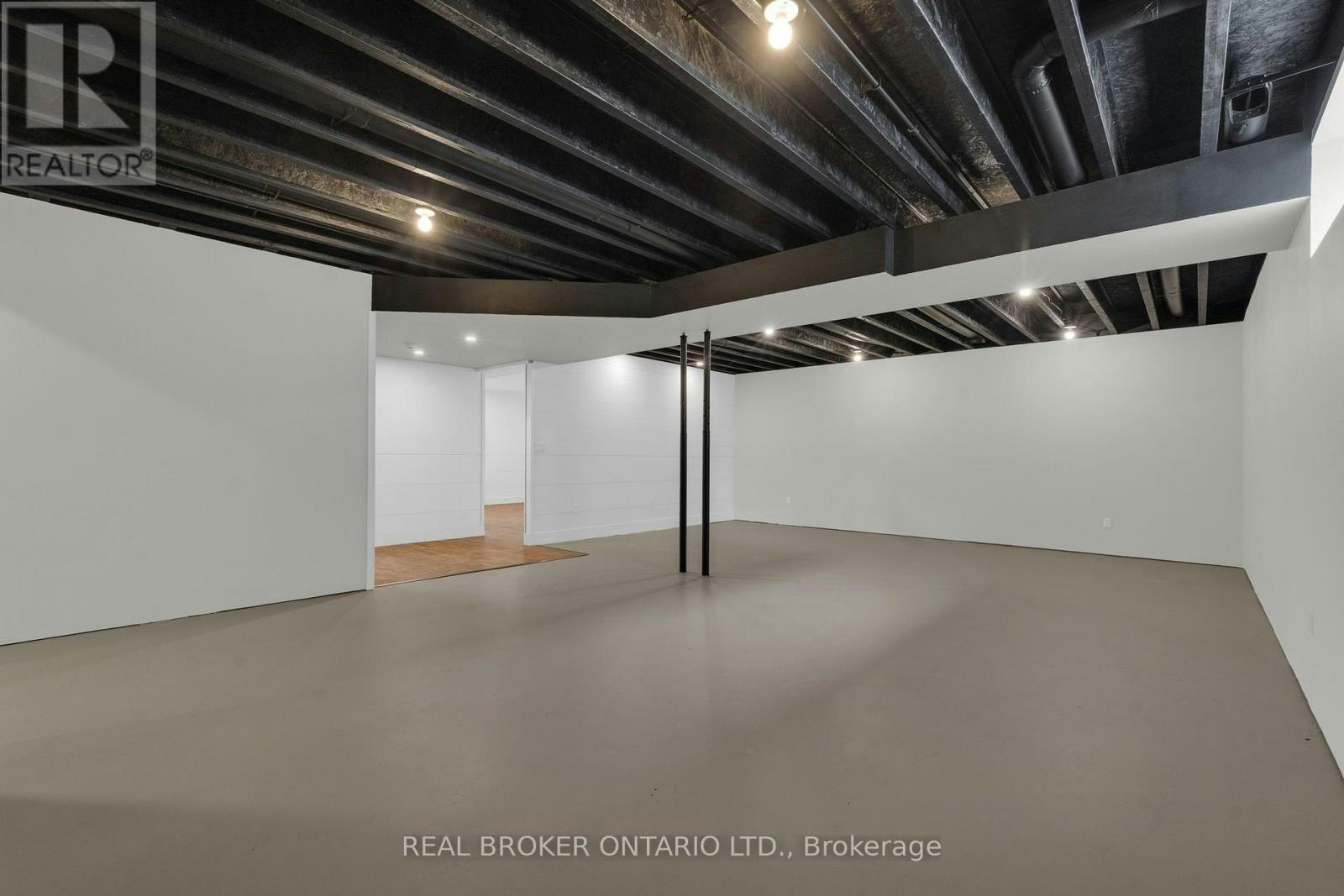 46 Brick Pond Road, Severn, ON, L0K 1E0 - 33