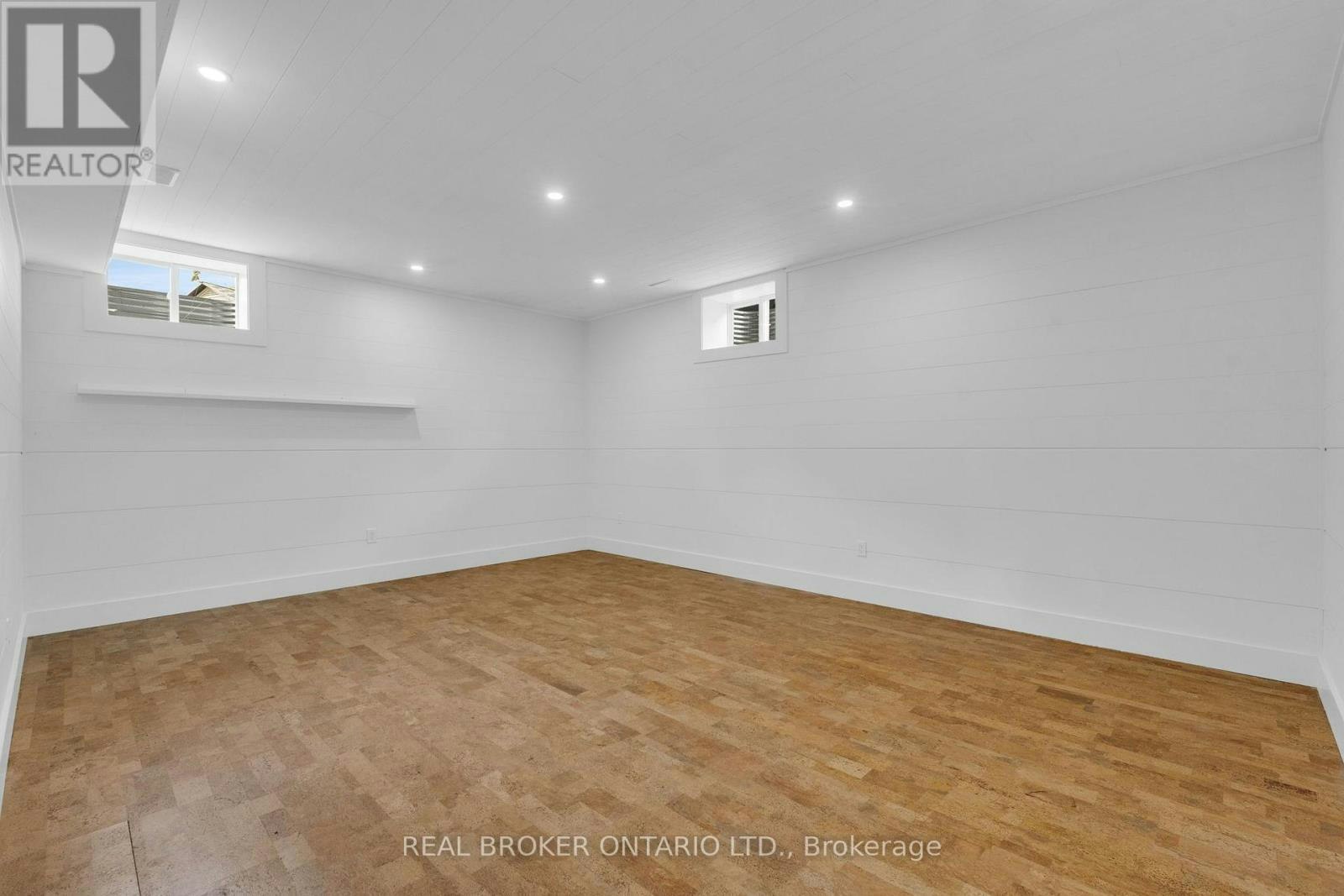 46 Brick Pond Road, Severn, ON, L0K 1E0 - 35