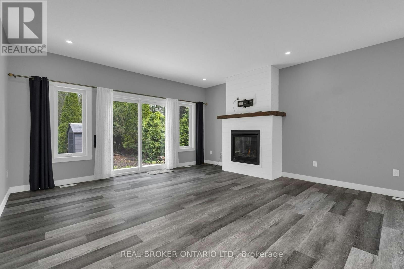 46 Brick Pond Road, Severn, ON, L0K 1E0 - 7