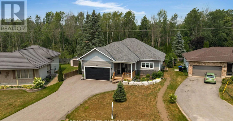 46 Brick Pond Road, Severn, ON, L0K 1E0