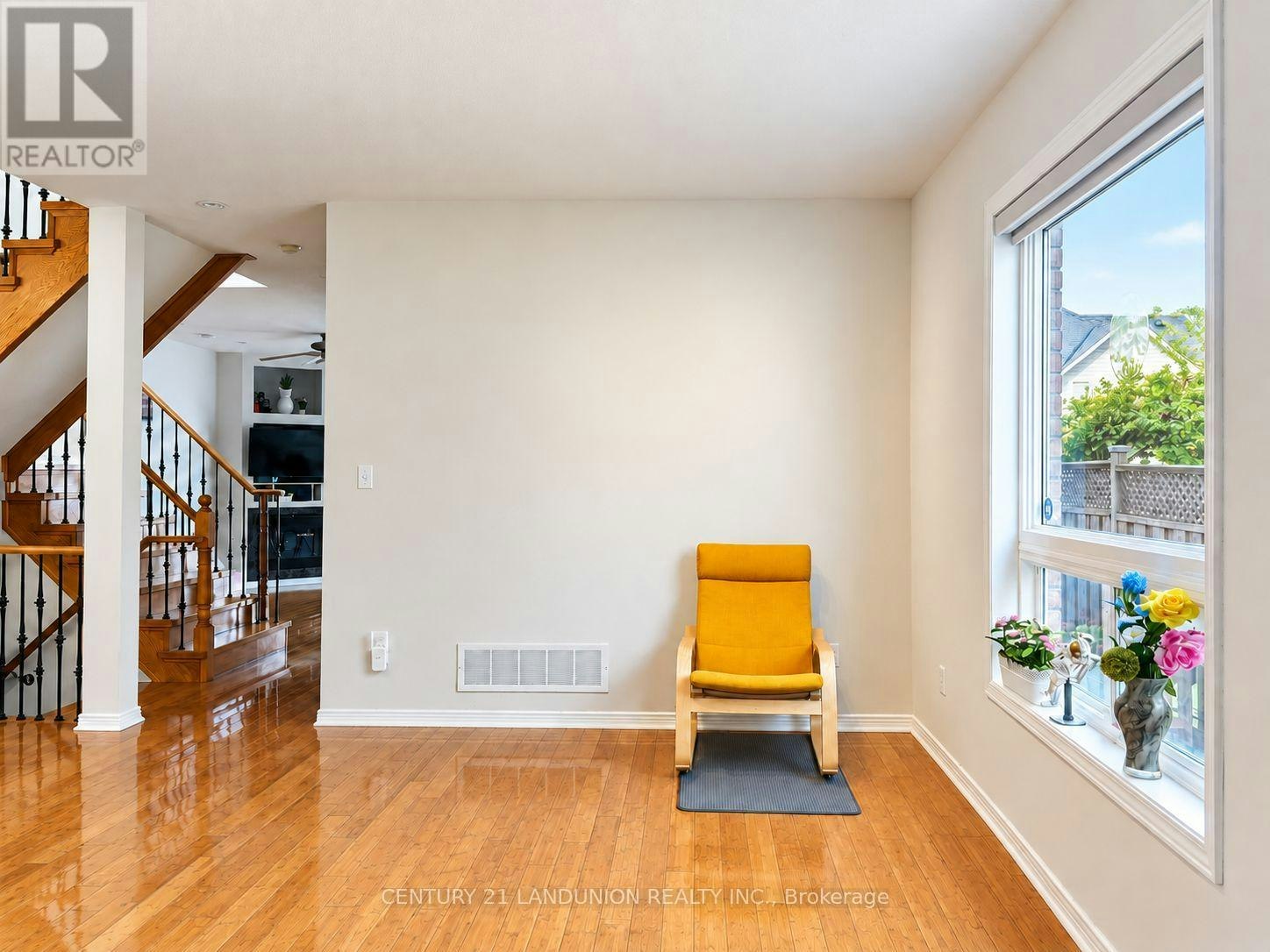52 Kentley Street, Markham, ON, L6C 3G2 - 4