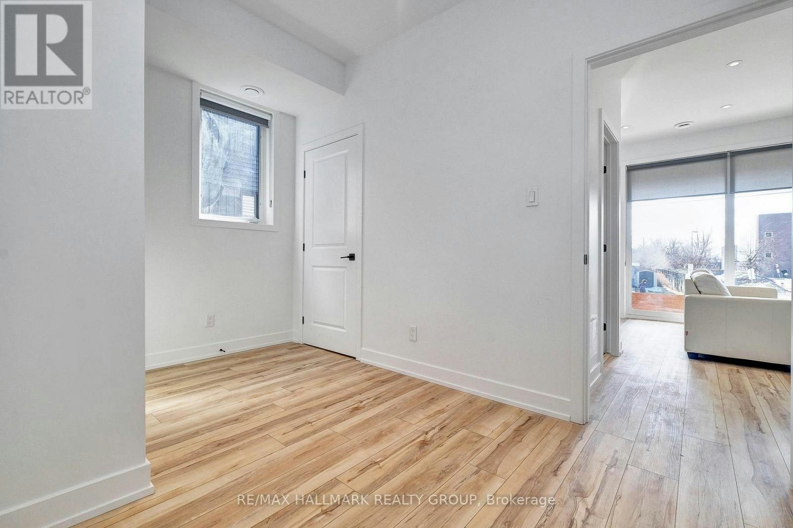 1 711a Carsons Road, Ottawa, ON, K1K 2H2 - 20