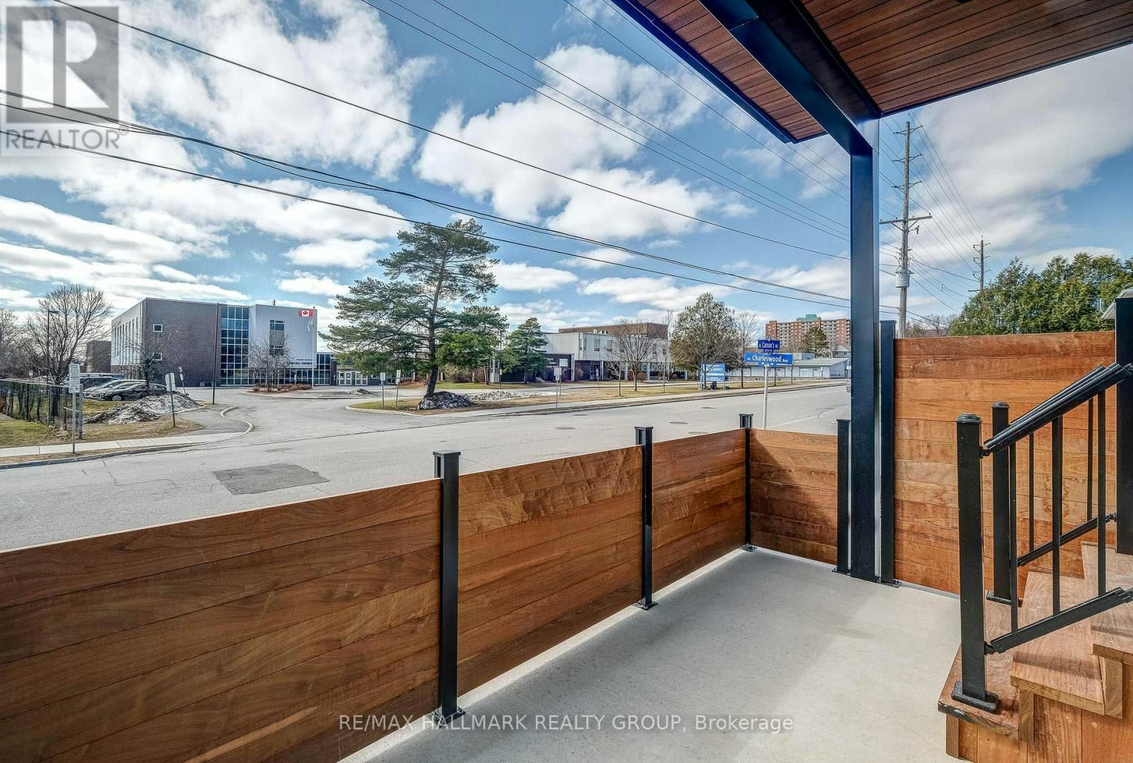 1 711a Carsons Road, Ottawa, ON, K1K 2H2 - 31