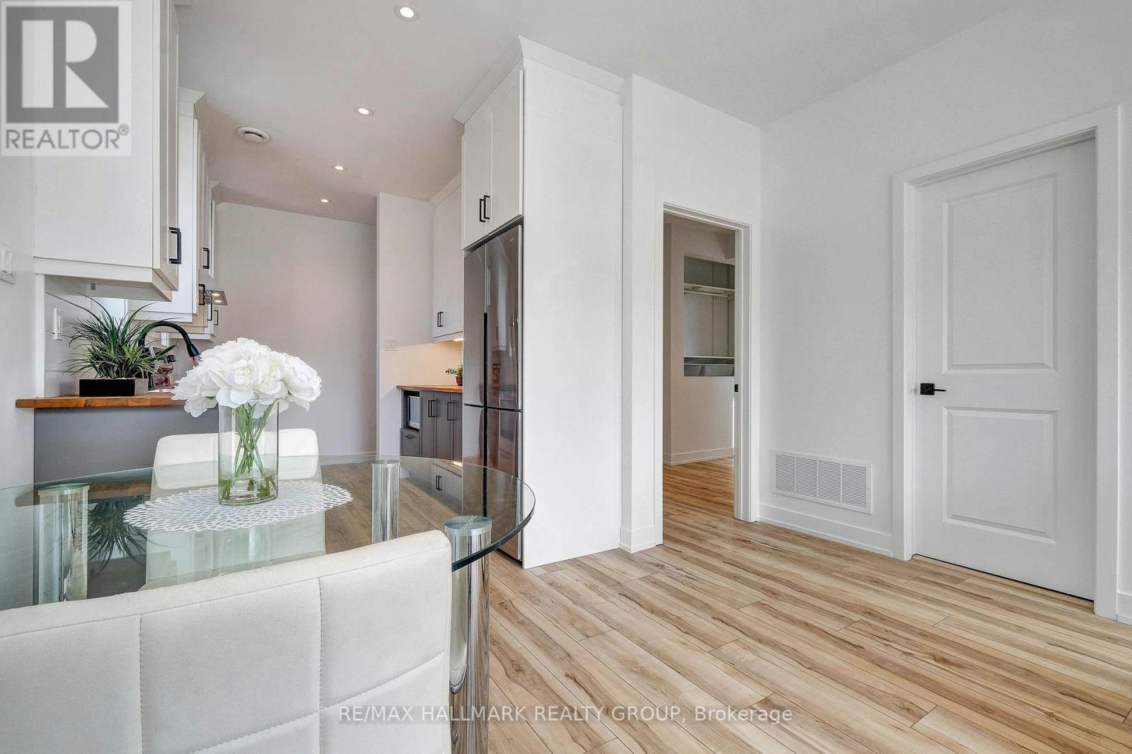 1 711a Carsons Road, Ottawa, ON, K1K 2H2 - 12