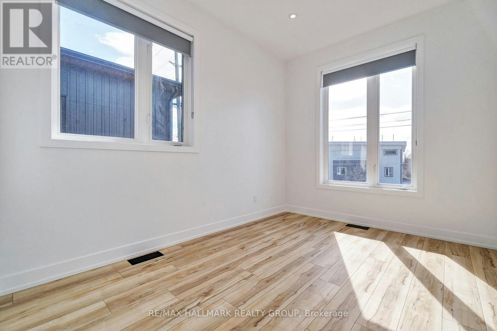 1 711a Carsons Road, Ottawa, ON, K1K 2H2 - 27