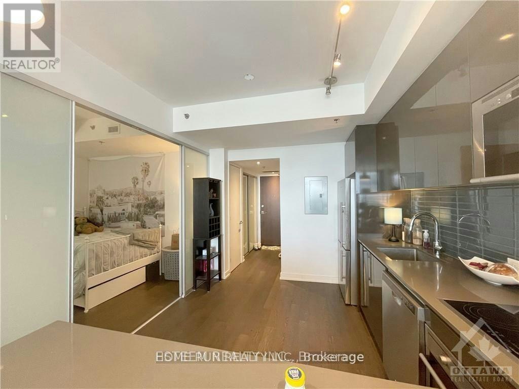 1602-199 Slater Street, Ottawa, ON, K1P 0C8 - 8