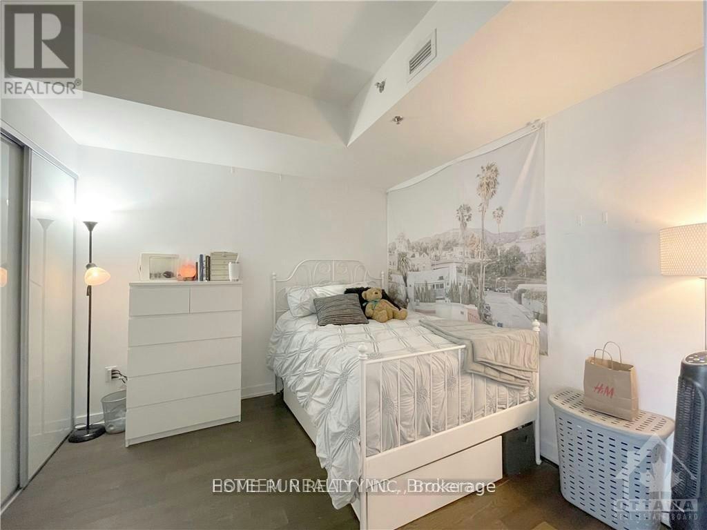 1602-199 Slater Street, Ottawa, ON, K1P 0C8 - 12