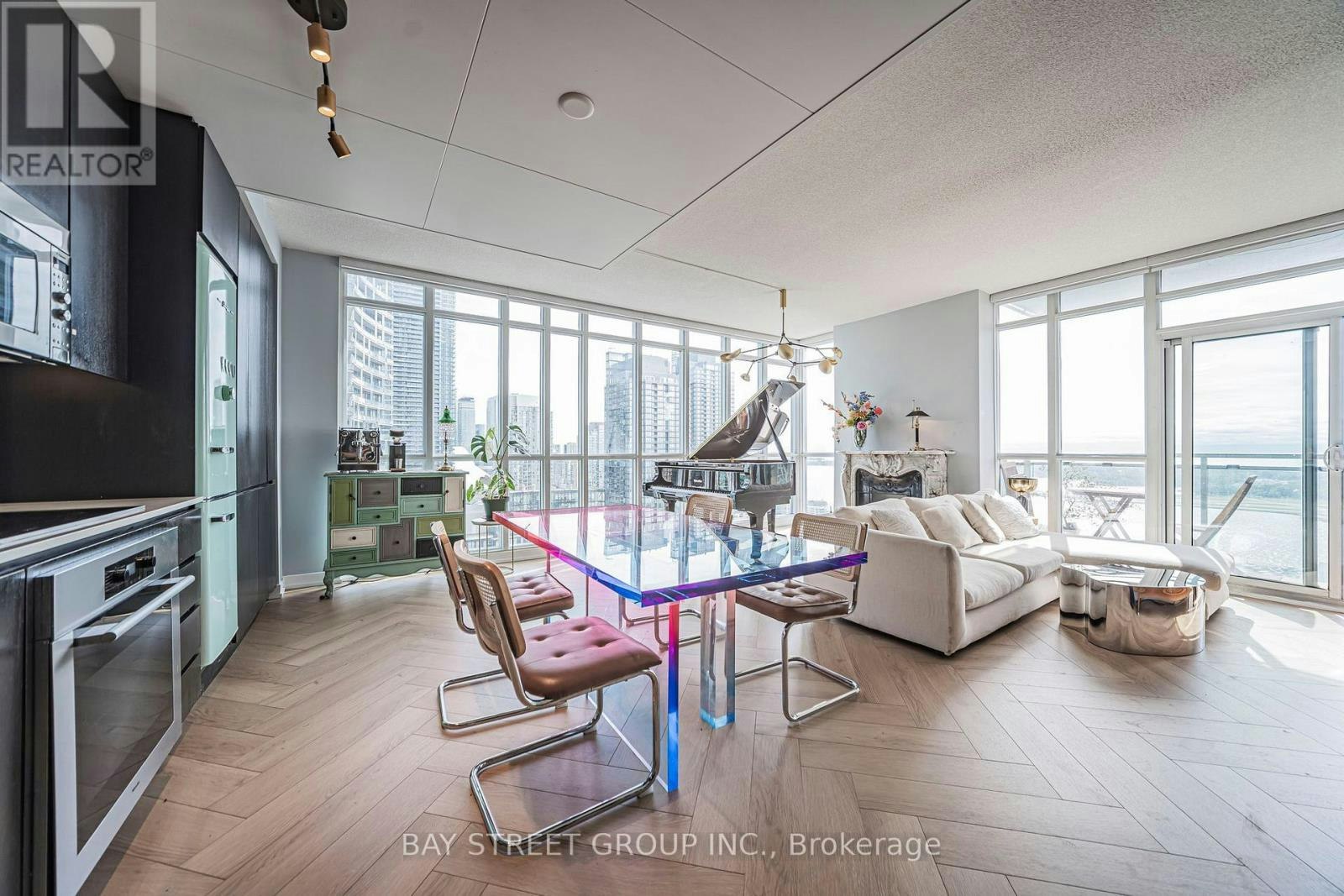 3206-15 Iceboat Terrace, Toronto, ON, M5V 4A5 - 21