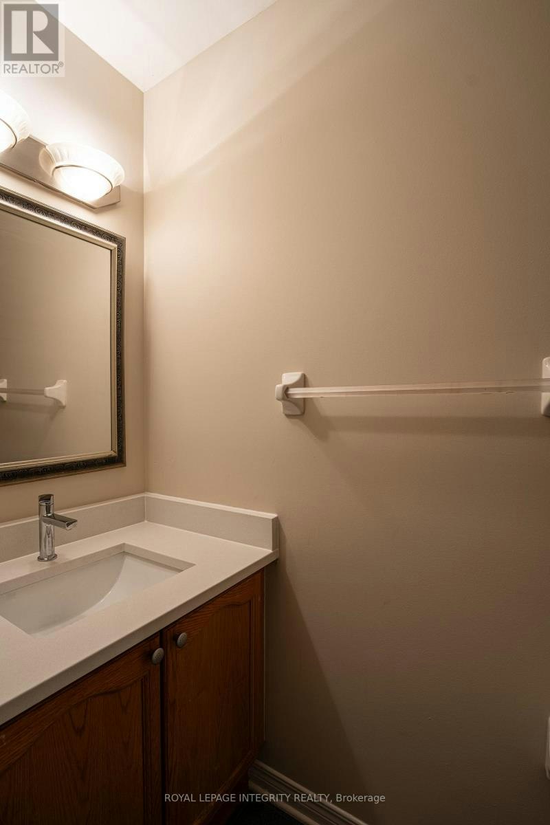 79 Forestglade Crescent, Ottawa, ON, K1G 5X4 - 4