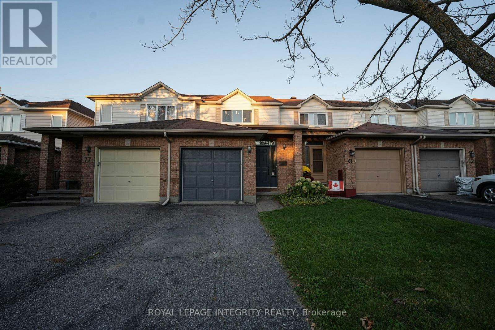 79 Forestglade Crescent, Ottawa, ON, K1G 5X4