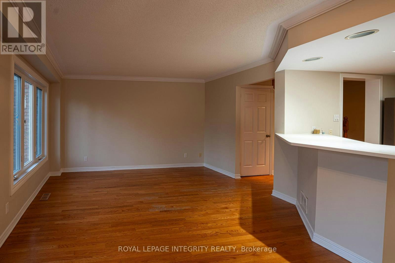79 Forestglade Crescent, Ottawa, ON, K1G 5X4 - 9