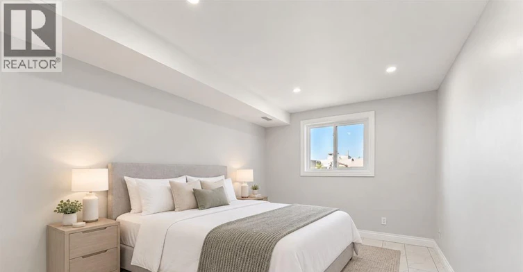1315 Henry Ford Centre Drive, Windsor, ON, N8Y 2T9 - 4