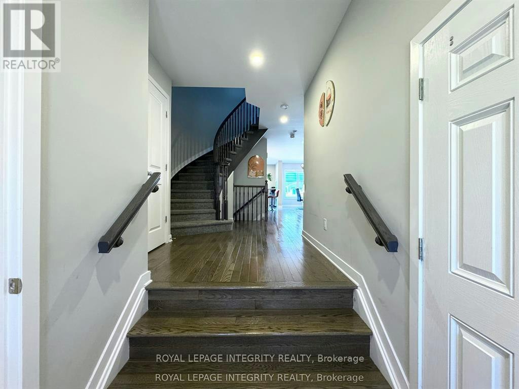 111 Sweetwater Lane, Ottawa, ON, K2T 0L1 - 4