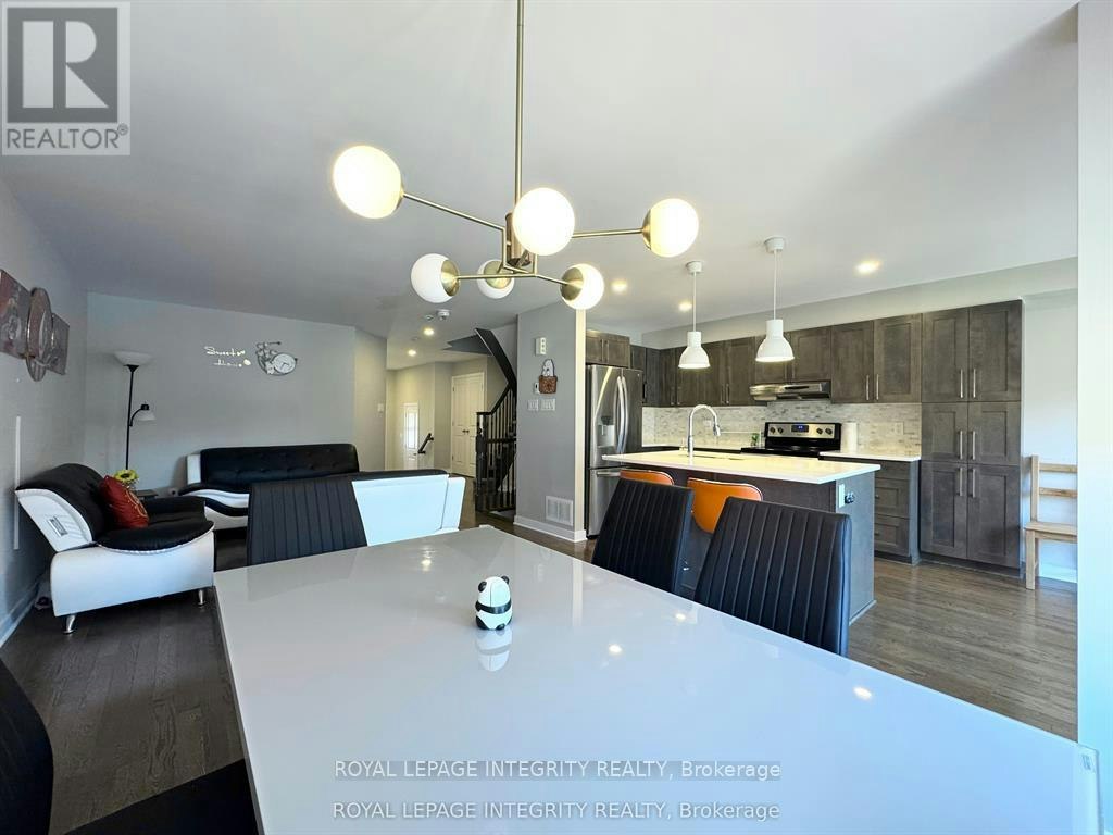 111 Sweetwater Lane, Ottawa, ON, K2T 0L1 - 9