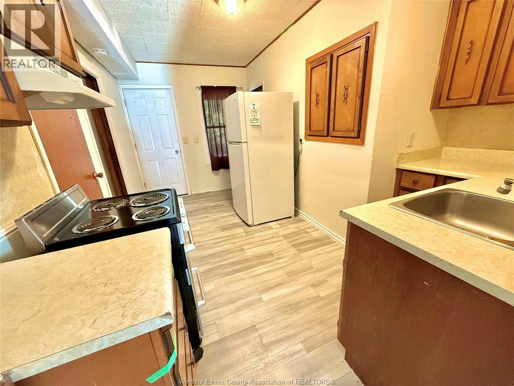 2244 Howard, Windsor, ON, N8X 3V1 - 8