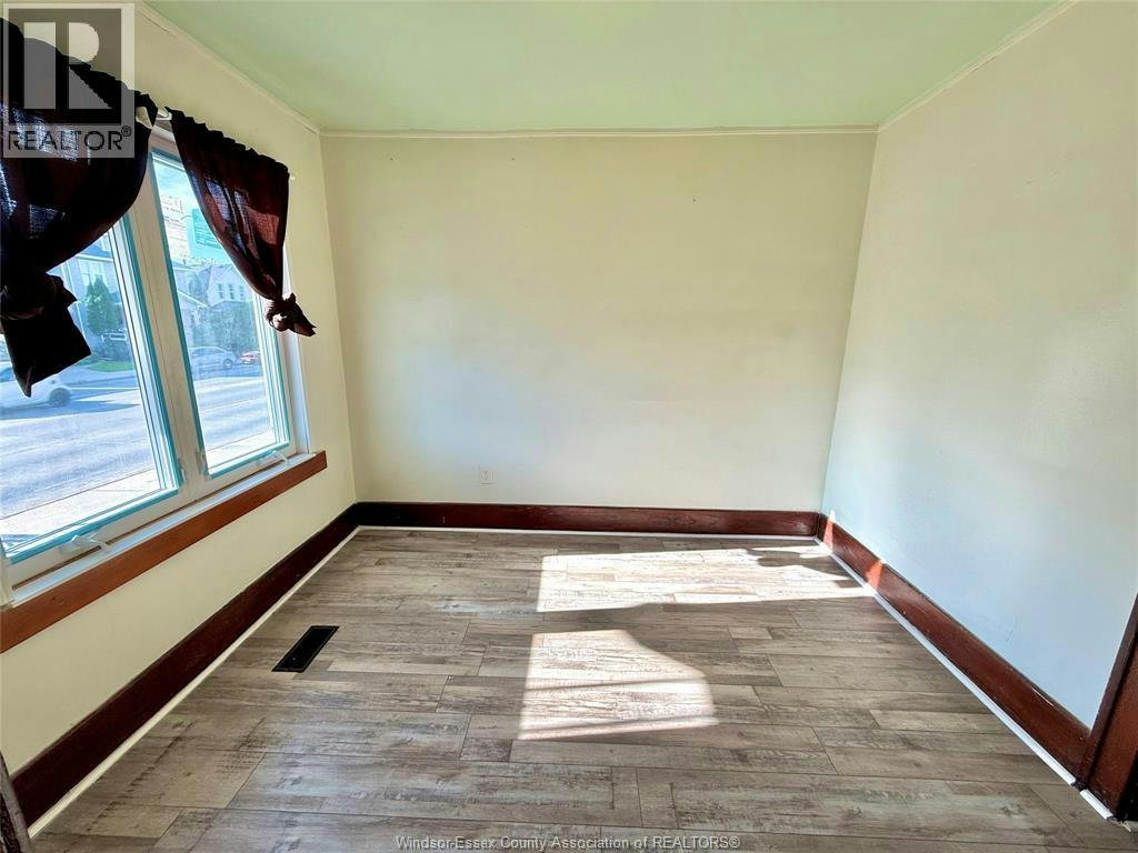2244 Howard, Windsor, ON, N8X 3V1 - 4
