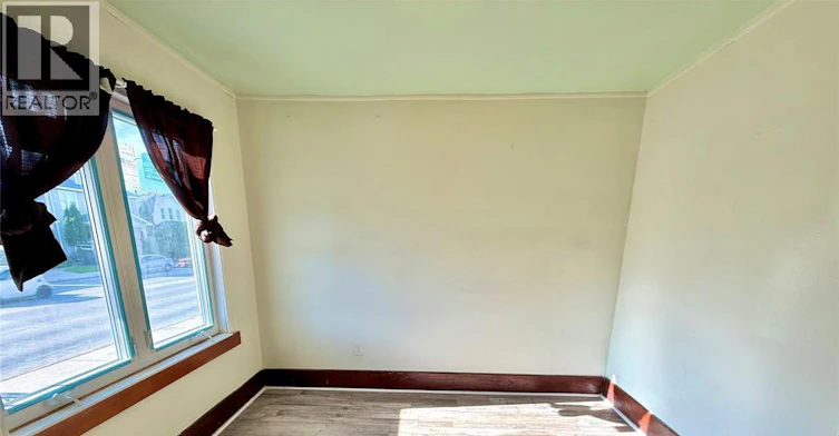 2244 Howard, Windsor, ON, N8X 3V1 - 4