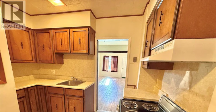 2244 Howard, Windsor, ON, N8X 3V1 - 7