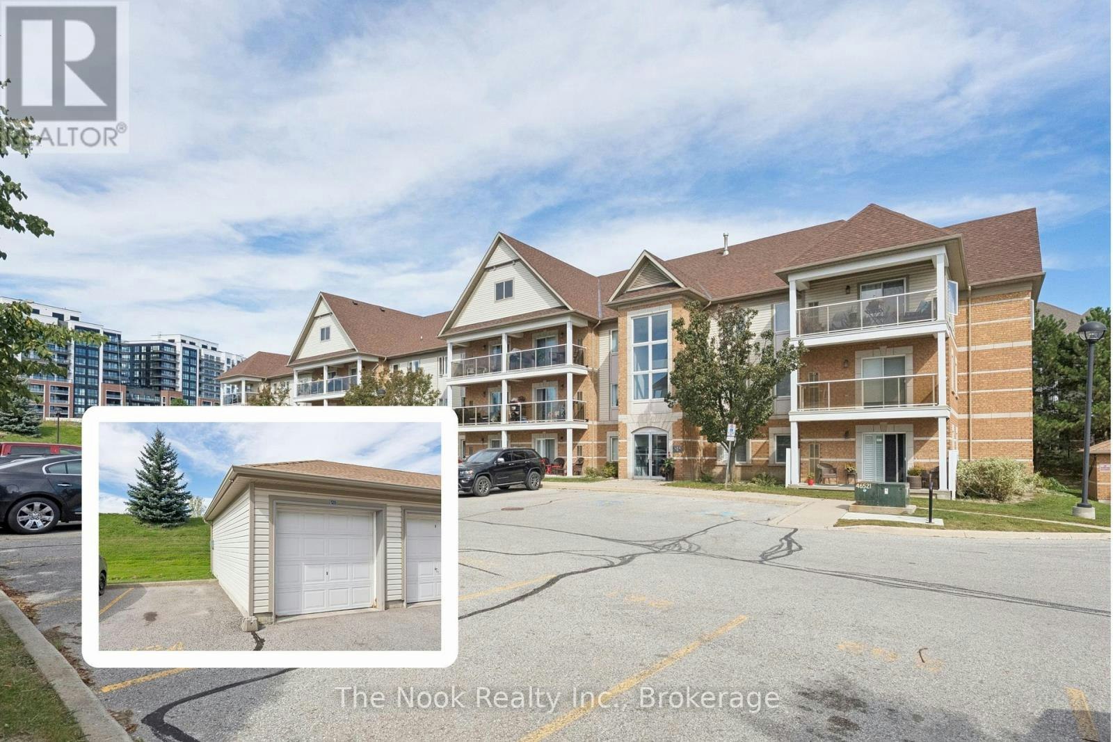 306-124 Aspen Springs Drive, Clarington, ON, L1C 0G8