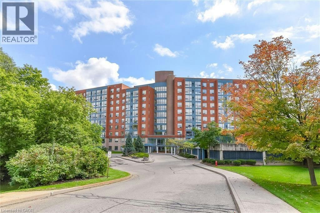 311-55 Blue Springs Drive, Waterloo, ON, N2J 4T3