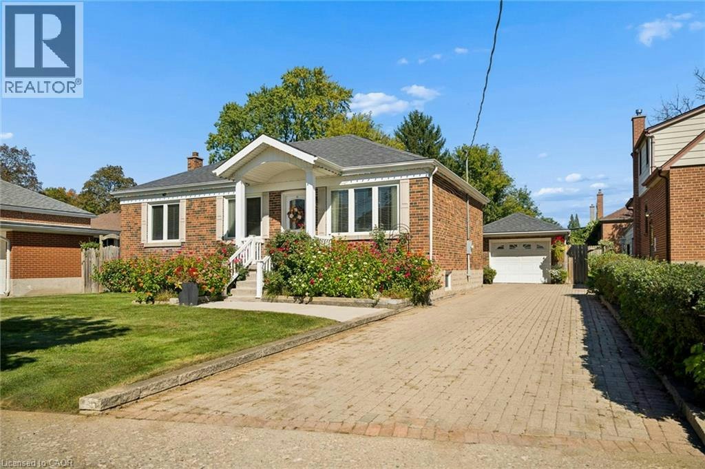 56 Suffolk Avenue, Kitchener, ON, N2B 1H5