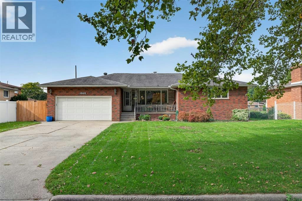 1565 Roxborough, Windsor, ON, N9B 3H2