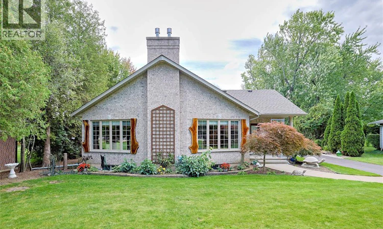 5121 Lakeshore Road