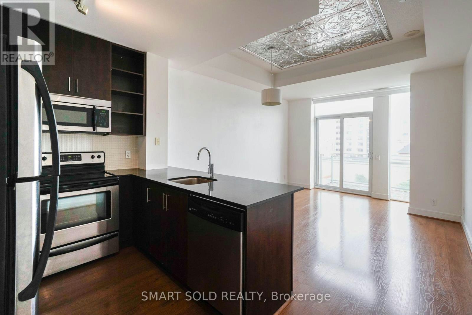 N510-116 George Street, Toronto, ON, M5A 3S2 - 3