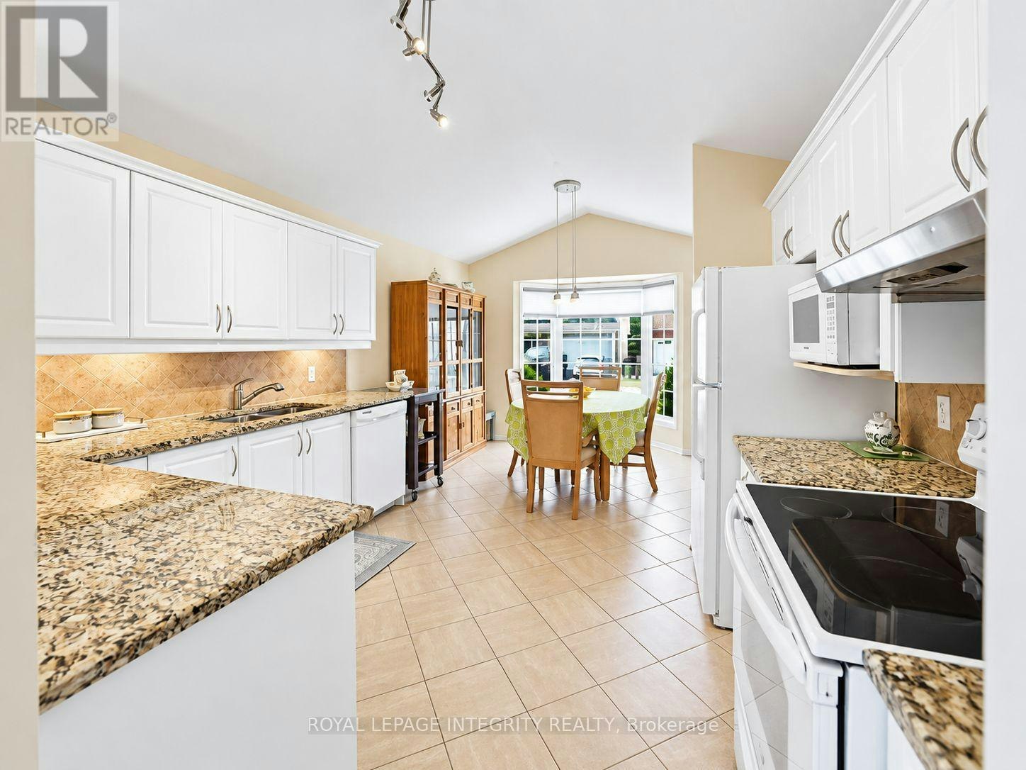 42 Settler's Ridge Way, Ottawa, ON, K2J 4V2 - 14