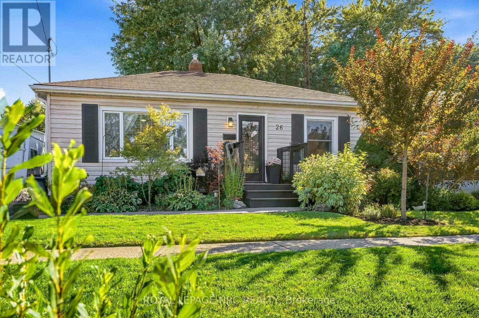26 Battersea Avenue, St. Catharines, ON, L2P 1L7