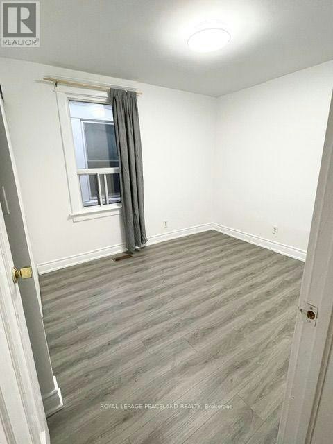 606 Coxwell Avenue, Toronto, ON, M4C 3B6 - 13