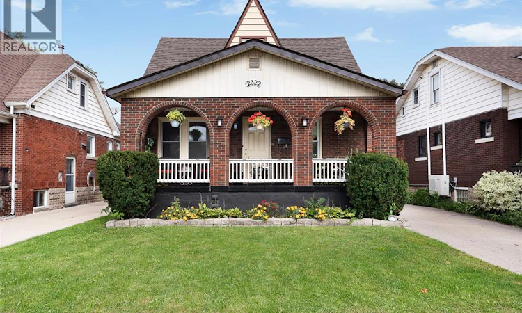 2322 Byng Road