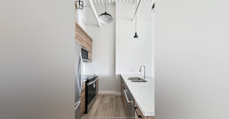 201-5841 Malden Square, Lasalle, ON, N9H 1S3 - 8