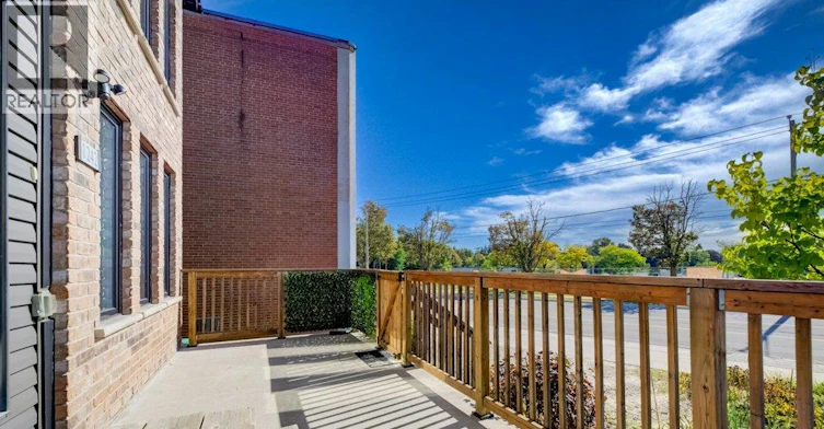 1-1242 King Street E, Kitchener, ON, N2G 2N6 - 3
