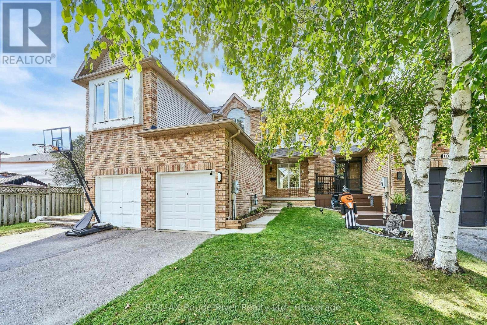 8 Landerville Lane, Clarington, ON, L1C 4W8