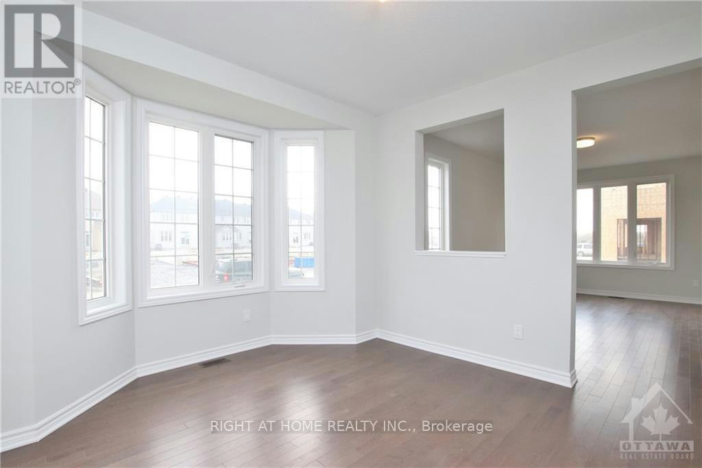 106 Mesa Drive, Ottawa, ON, K2J 6V9 - 12