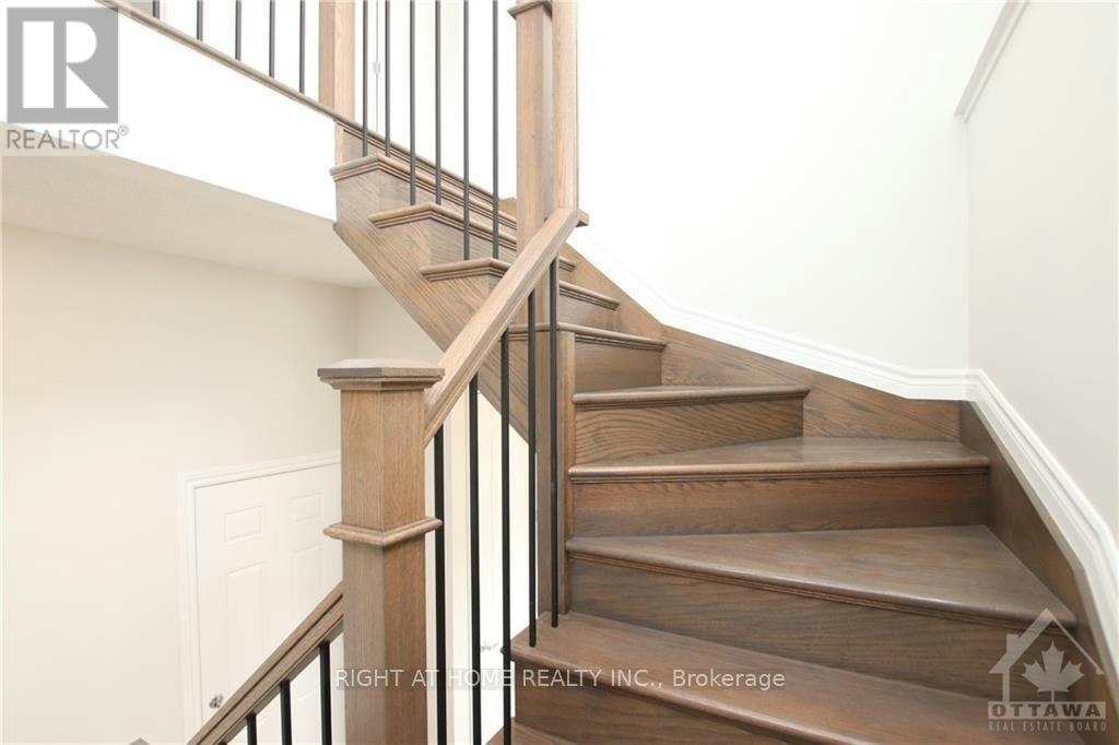 106 Mesa Drive, Ottawa, ON, K2J 6V9 - 23