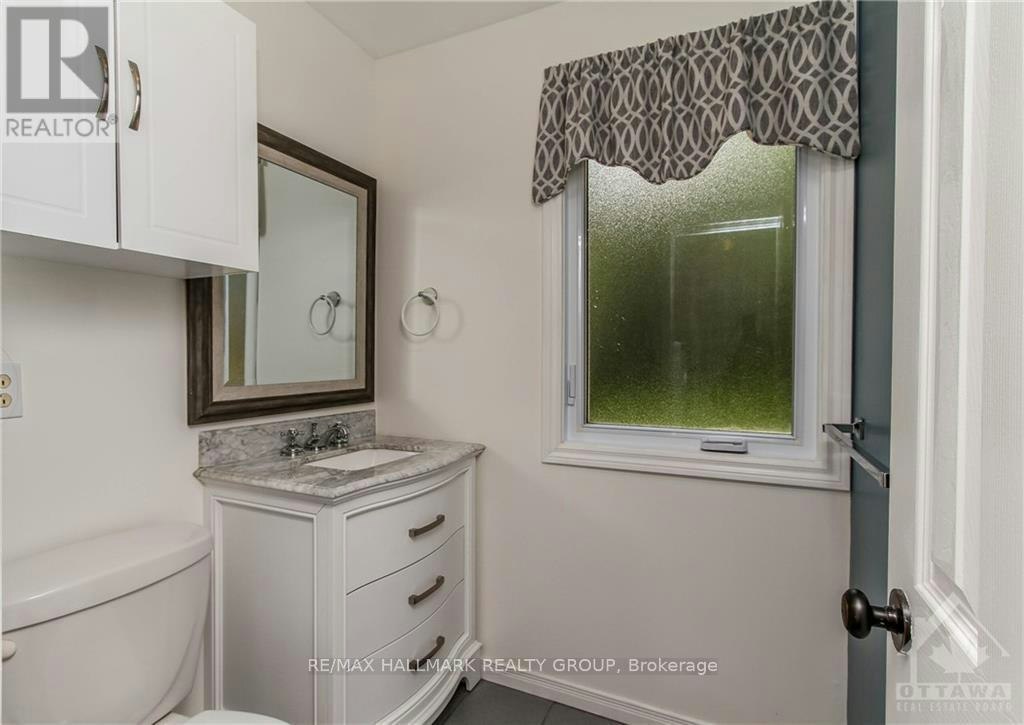 570 Duff Crescent, Ottawa, ON, K1J 7C5 - 11