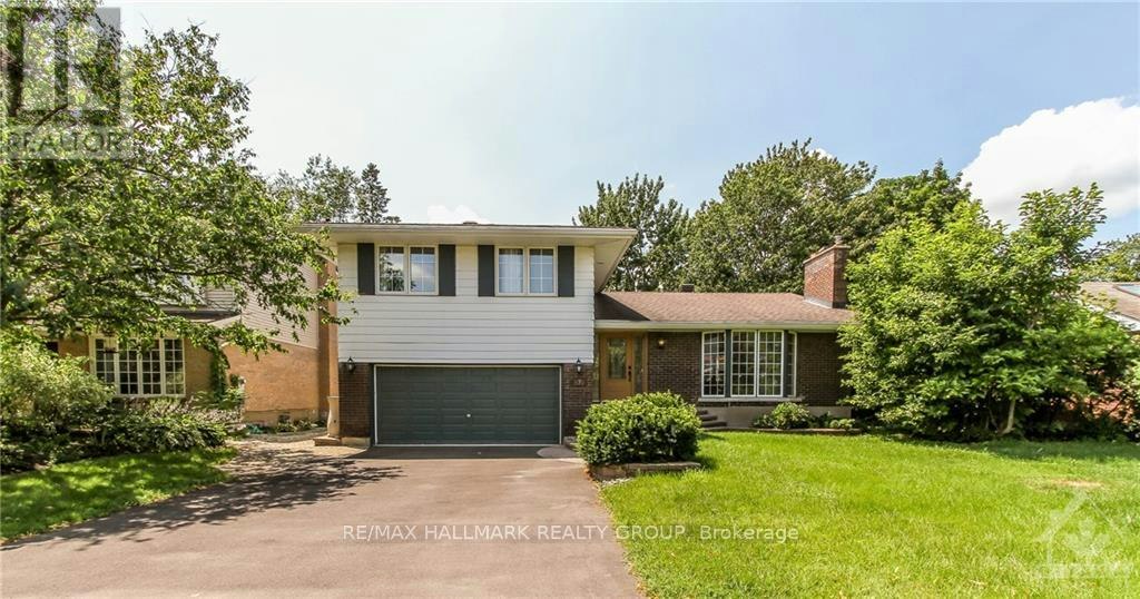 570 Duff Crescent, Ottawa, ON, K1J 7C5