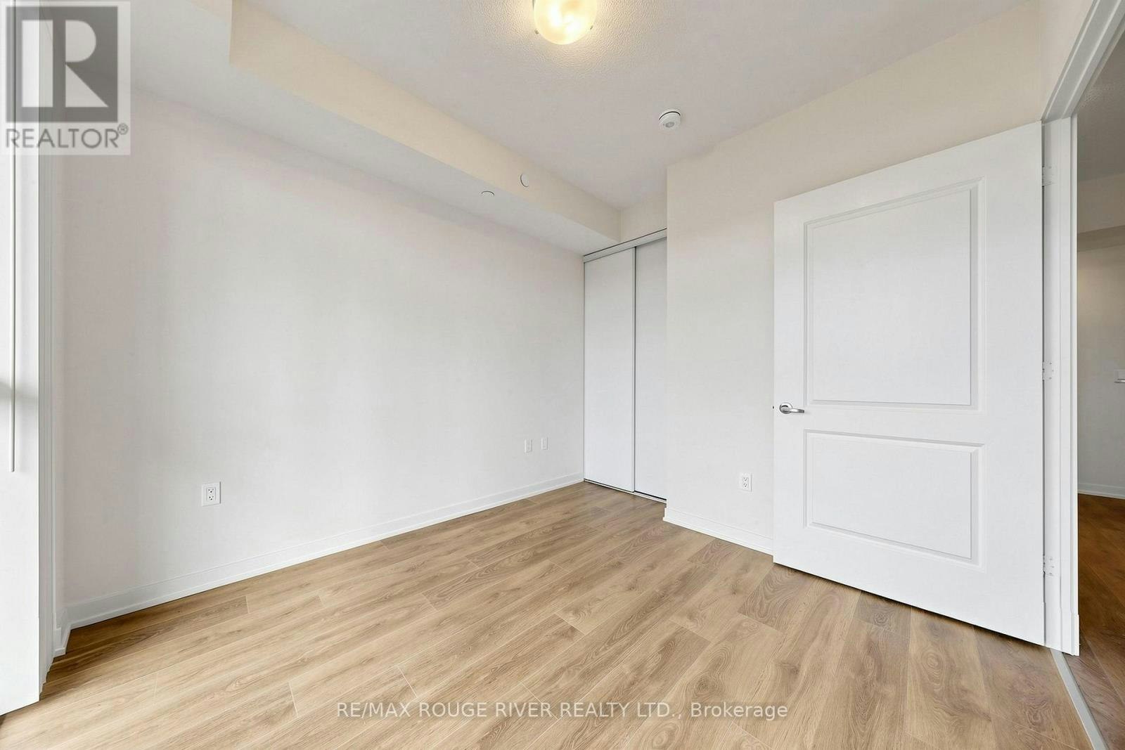 910-38 Annie Craig Drive, Toronto, ON, M8V 0G9 - 21
