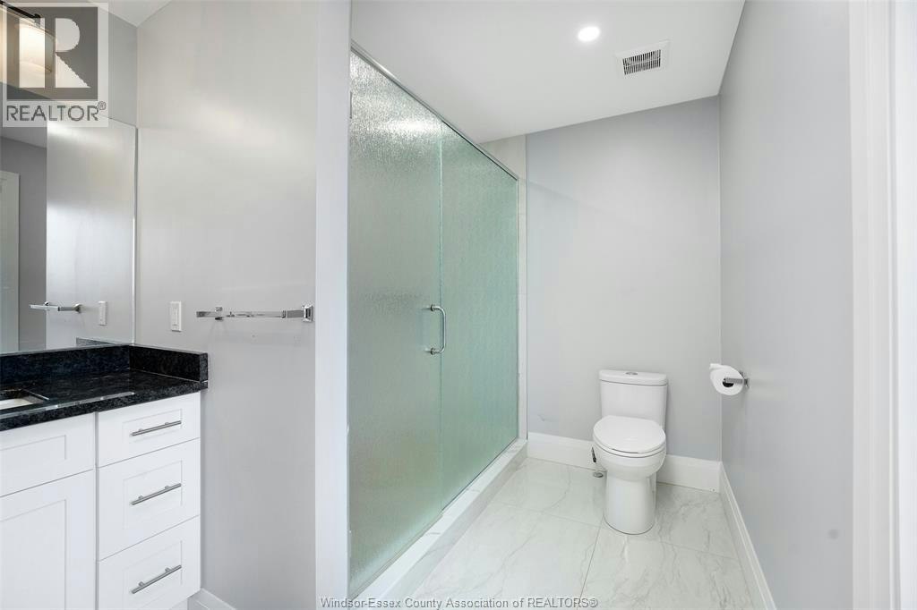 1933 Villa Canal Drive, Kingsville, ON, N9Y 0G5 - 33