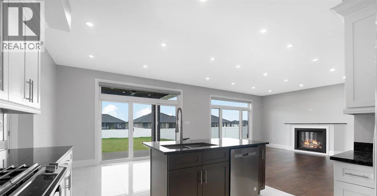 1933 Villa Canal Drive, Kingsville, ON, N9Y 0G5 - 20