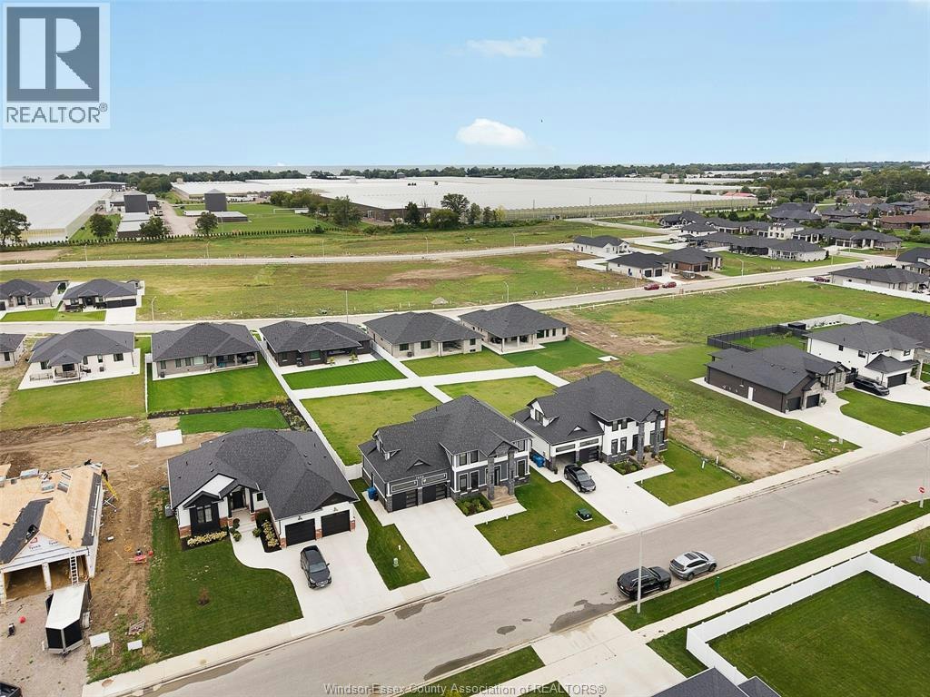 1933 Villa Canal Drive, Kingsville, ON, N9Y 0G5 - 41