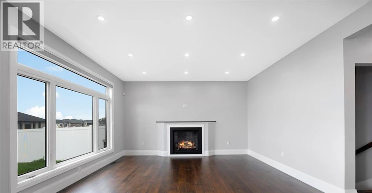 1933 Villa Canal Drive, Kingsville, ON, N9Y 0G5 - 12