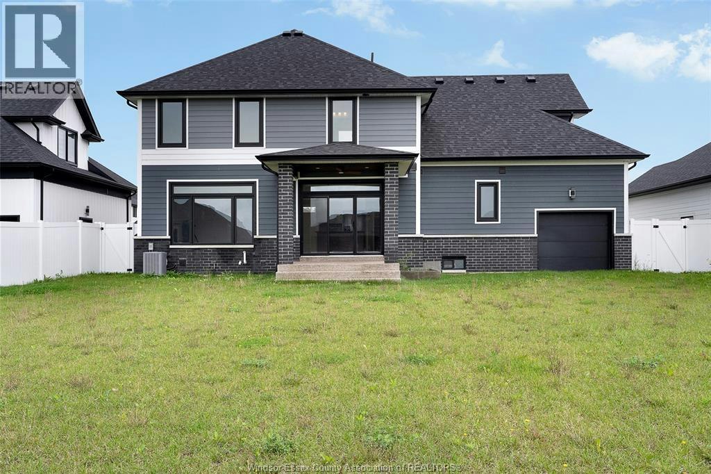 1933 Villa Canal Drive, Kingsville, ON, N9Y 0G5 - 7